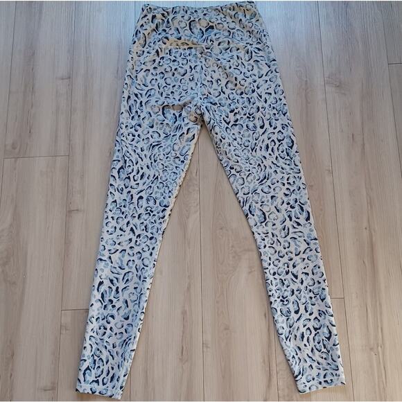 Varley Century 7/8 Leggings Blue Ivory Cheetah Print Size S - Picture 7 of 7